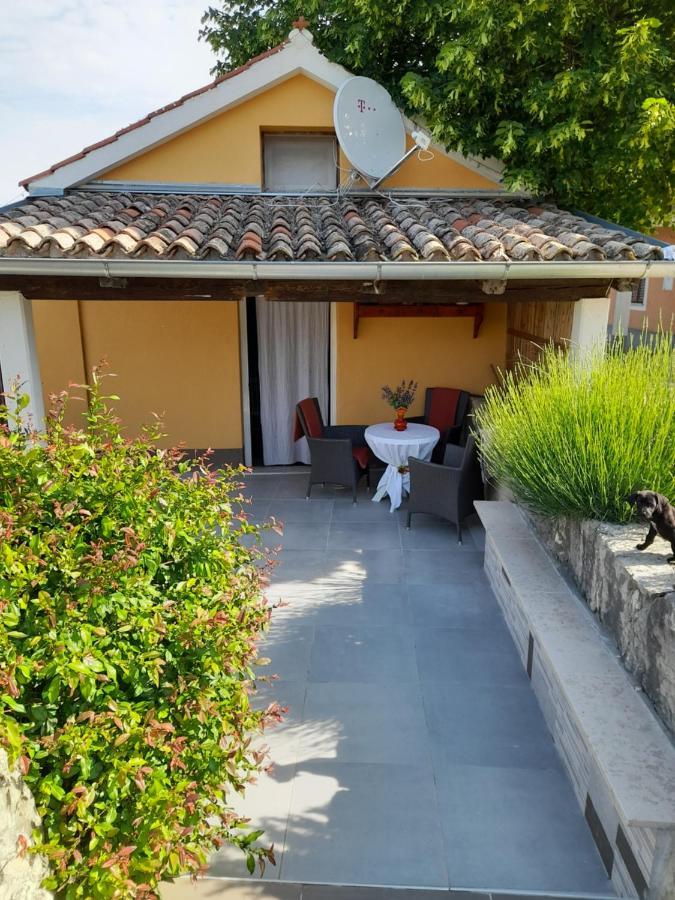 Ferienwohnung Kuca Za Odmor Lana Kršan Exterior foto